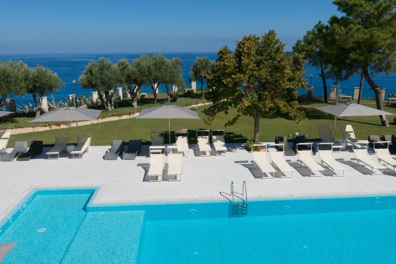 ホテル Tui Blue Tropea サンタ・ドメーニカ エクステリア 写真