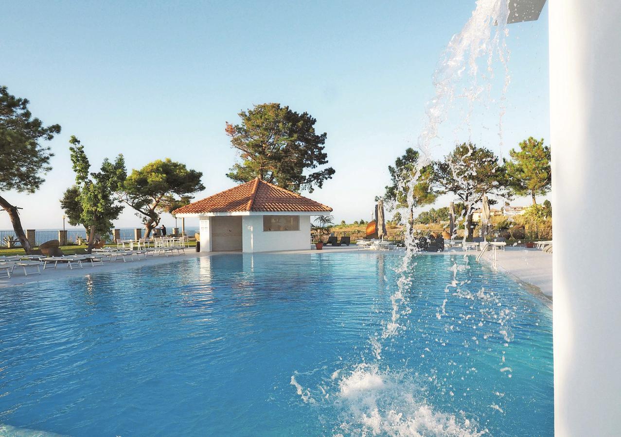 ホテル Tui Blue Tropea サンタ・ドメーニカ エクステリア 写真